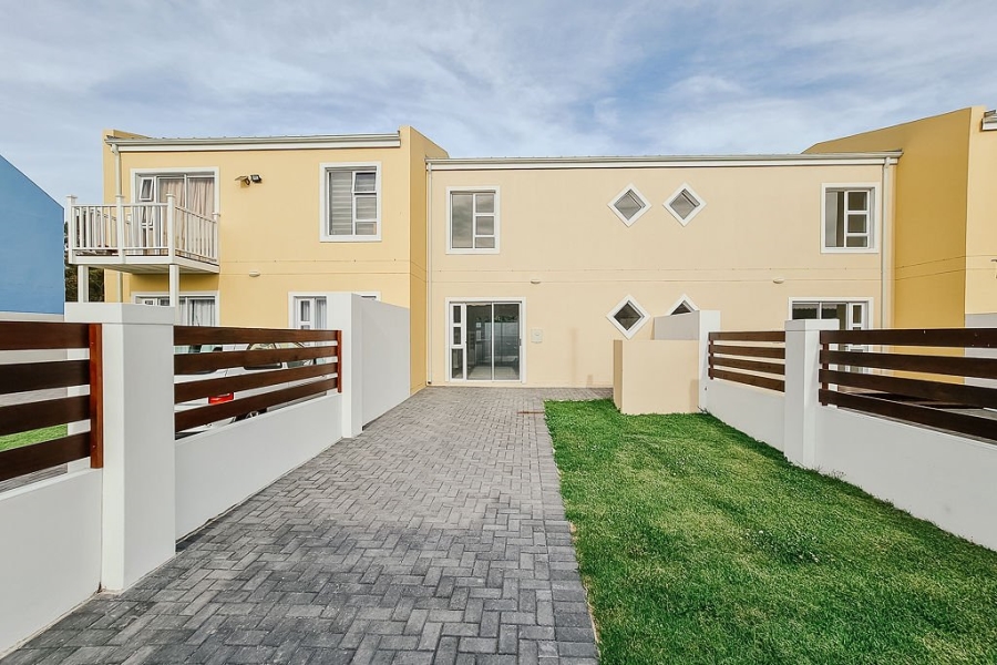 To Let 2 Bedroom Property for Rent in Parsonsvlei Eastern Cape